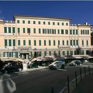 *** Hotel Mediterranee Italy