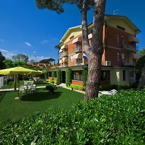https://hotel-versilia.it-tuscanyhotel.com
